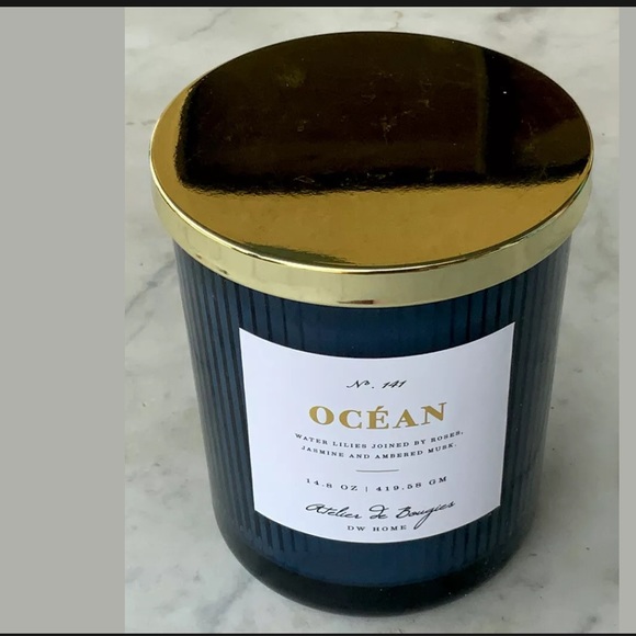 DW HOME OCEAN ROSES JASMINE MUSK CANDLE SCENTED - Picture 2 of 3